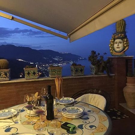 تاورمينا B&B Martina المظهر الخارجي الصورة